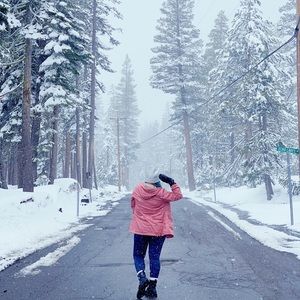 Meet your Posher, Hannia